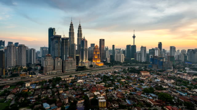 Zeitraffer-von-Kuala-Lumpur-Stadtbild-von-Tag-zu-Nacht