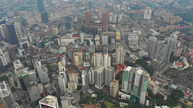 Kuala-Lumpur-Cityscape-downtown-berühmte-Zeit-quadratische-Gebäude-Antenne-Panorama-4k-Malaysia