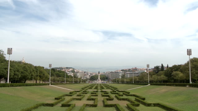 Lissabon,-Portugal-Marquis-de-Pombal-Platz
