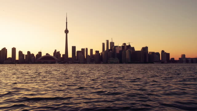 Toronto,-Canadá,-Video---Toronto-al-caer-el-sol