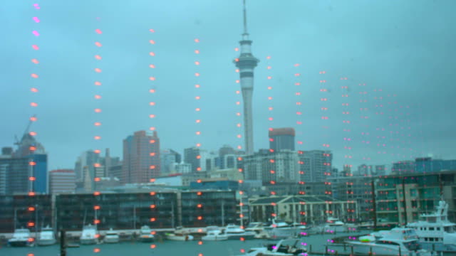 Auckland-Skyline-der-Stadt-am-Wasser