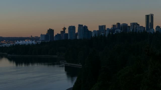 Salida-del-sol-sobre-Vancouver-BC-y-Stanley-Park