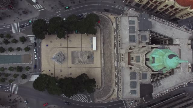 City-hall-and-Liberty-Square,-Porto,-Portugal
