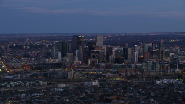 Aerial-view-of-downtown-Denver-at-dusk
