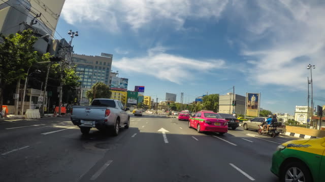 4k,-Time-lapse-Traffic-on-the-streets-of-Bangkok