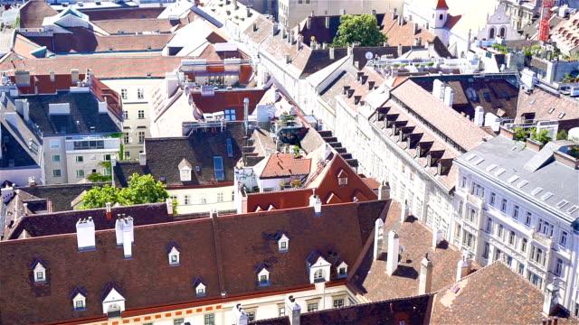 Vistas-de-la-Catedral-de-San-Esteban-de-la-Plaza-Stephansplatz-en-Viena,-capital-de-Austria-en-día-soleado
