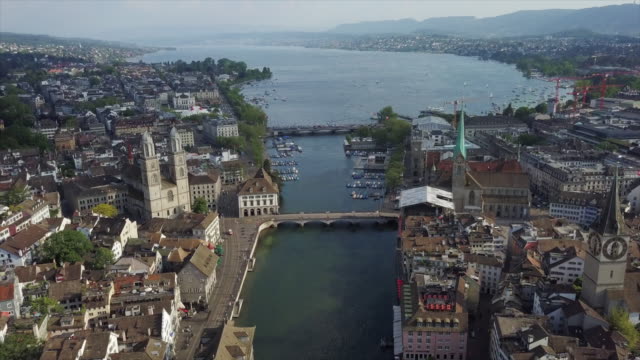 Sommer-Tag-Zürich-City-Center-See-Blick-Antenne-Panorama-4k-Schweiz