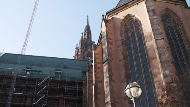 Frankfurt-Cathedral-Facade-and-Tower