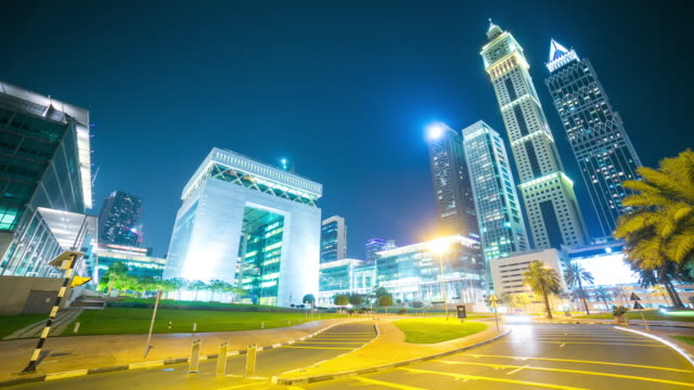 Dubai-Finanzplatz-Nacht-Zeitraffer