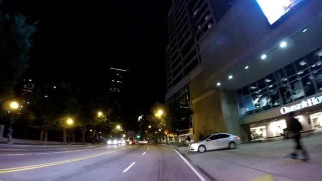 Fahren-Sie-durch-die-Innenstadt-von-Atlanta,-Georgia