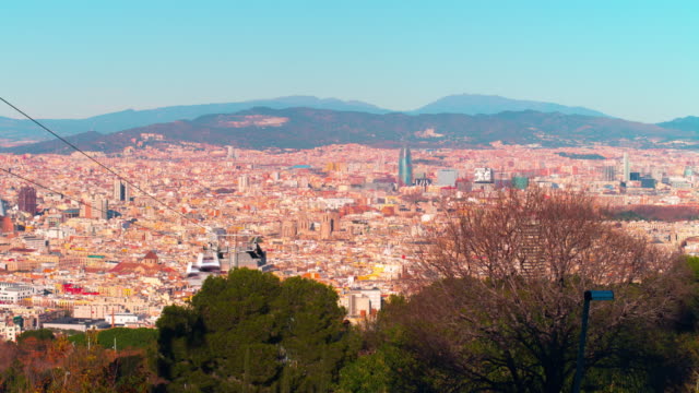 Barcelona-Tageslicht-Montjuic-Panoramaaufnahme-4-k-Zeitraffer-Spanien