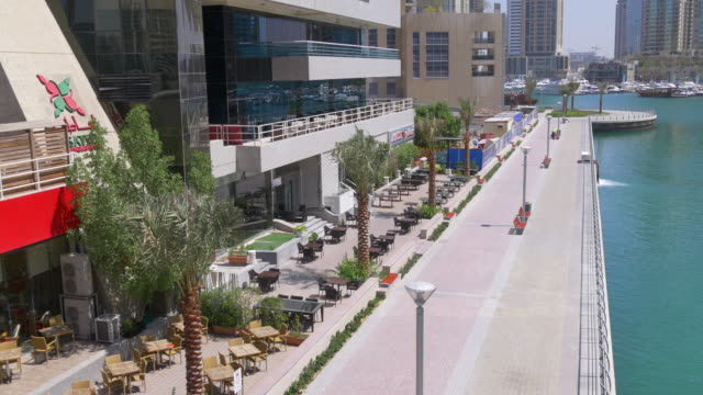 VAE-Dubai-Marina-gehen-Bucht-ein-restaurant,-ein-Café-und-4-K