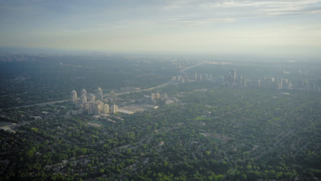 flying-over-toronto-ontario-in-Canada-4k-in-countryside-summer