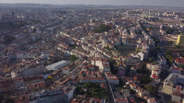 Portugal-sonnigen-Abend-Lissabon-Stadt-Luftbild-Panorama-4k
