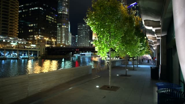 Chicago,-Illinois,-United-States-of-America.-City-Riverwalk.-November-29th,-2017.-Late-Evening-Hours-in-the-City-Center.