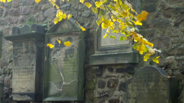Old-cemetery-in-Edinburgh
