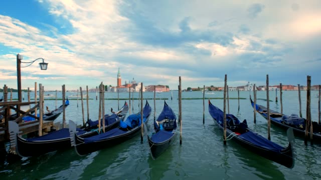 Regale-in-der-Lagune-von-Venedig,-Italien