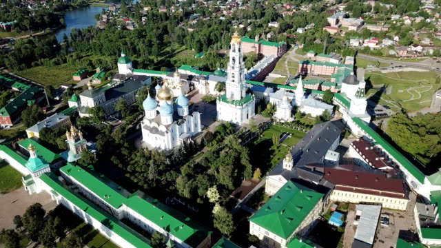 Panoramablick-über-einzigartige-Kloster-Komplex-von-Trinity-Lawra-von-St.-Sergius