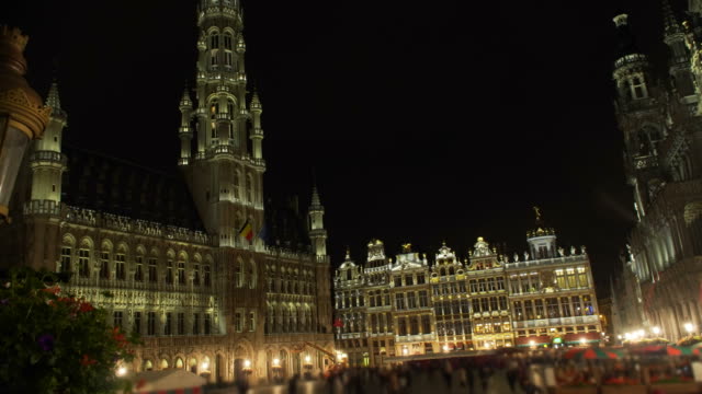 Belgien-Brüssel-Nacht-Blick-auf-die-Stadt