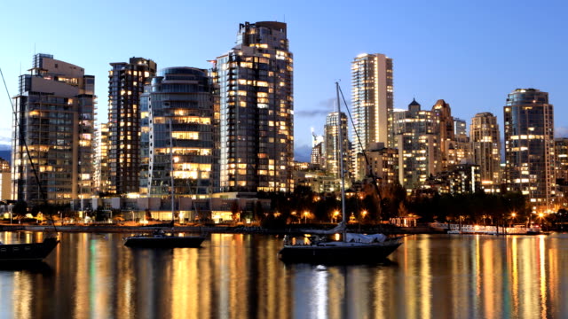 Tag-zur-Nacht-Zeitraffer-von-Vancouver,-Britisch-Kolumbien