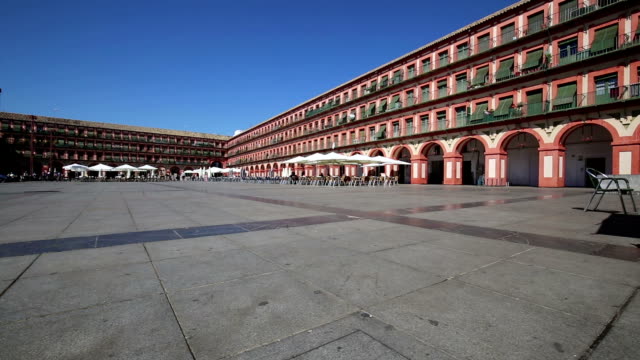 Plaza-de-la-Corredera-Corredera-Square-in-Cordoba,-Andalusien,-Spanien
