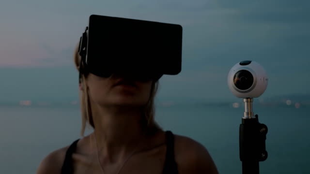 Shooting-360-degree-video-for-virtual-reality-devices