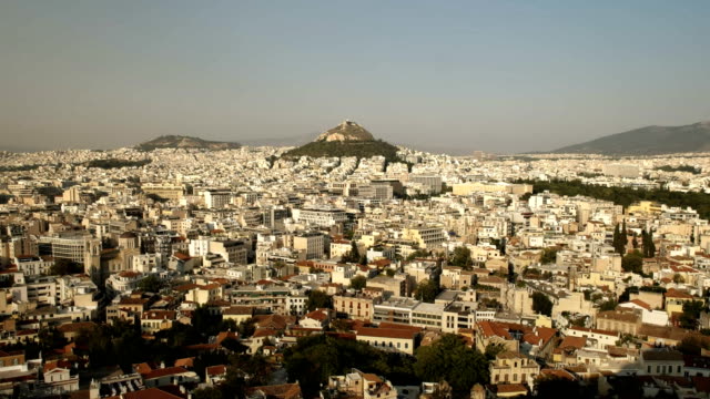 zoom-en-el-tiro-de-Licabeto-y-Atenas,-Grecia