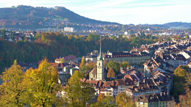 Aerial-view-of-city-with-Minster-gothic-cathedral,-Bern,-Switzerland