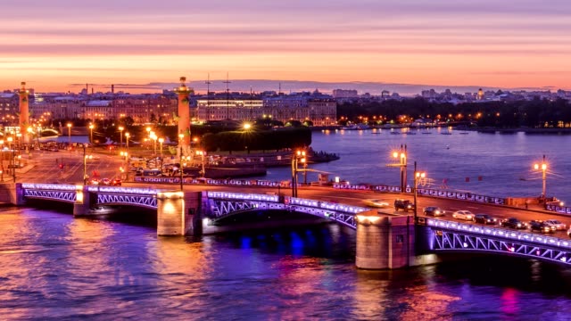 Fotografía-Time-lapse-de-San-Petersburgo,-monumentos-de-la-ciudad