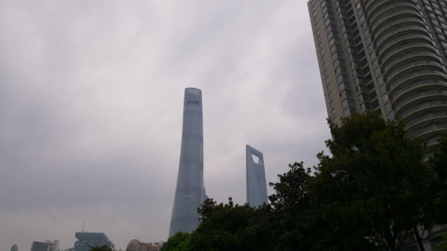 bewölkten-Tag-shanghai-Pudong-Bucht-Stadt-gigantische-Panorama-4k-China