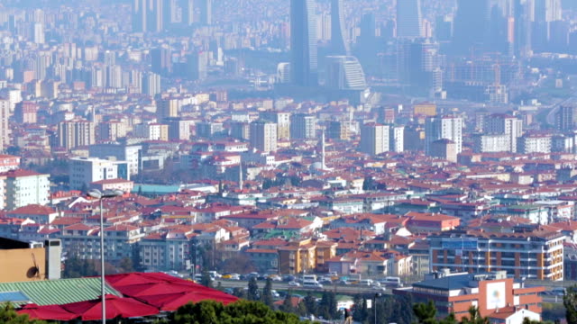 Smog-über-Metropole-Istanbul,-industrielle-Nebel,-Umweltverschmutzung-Problem