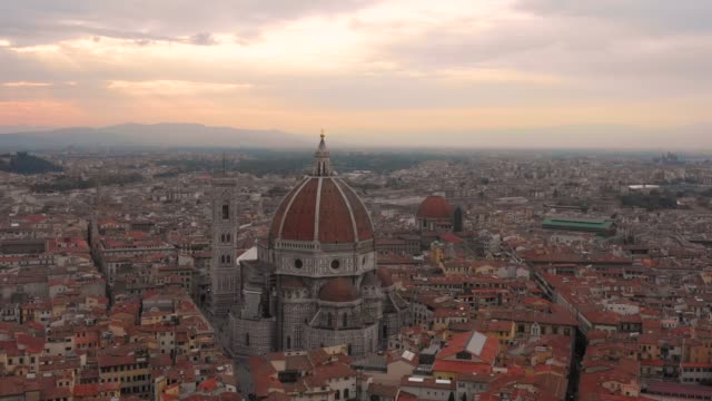 Dome-of-Florence---Aerial-at-Sunset