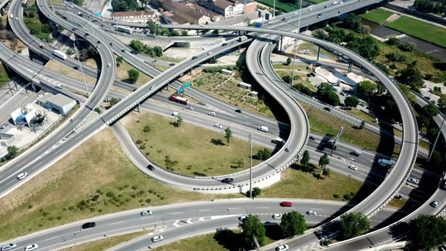 high-level-highway-interchange-in-Barcelona