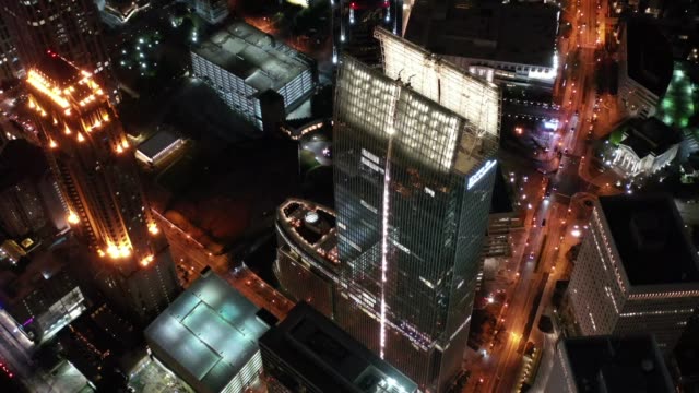 Aerial-de-Atlanta,-Georgia-por-la-noche