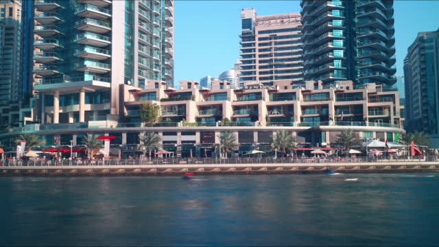 dubai-marina-tourist-area-time-lapse
