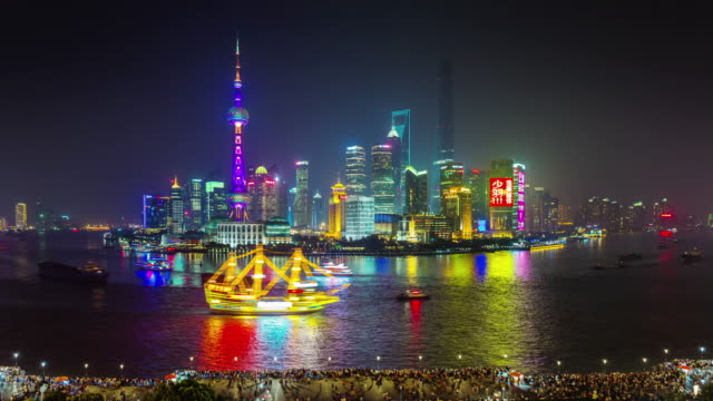 schöne-Nacht-Licht-Panorama-überfüllten-Bucht-4-k-Zeit-hinfällig-aus-Shanghai-Dach