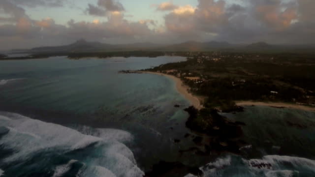Luftaufnahme-der-Küste-der-Insel-Mauritius