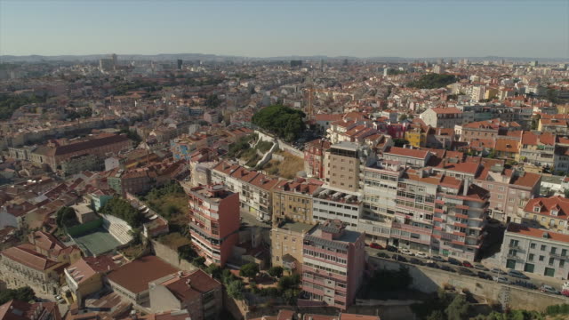 Portugal-día-soleado-Lisboa-famoso-cuarto-paisaje-aéreo-panorama-4k