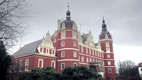 Classicist-castle-with-yellow-red-facade