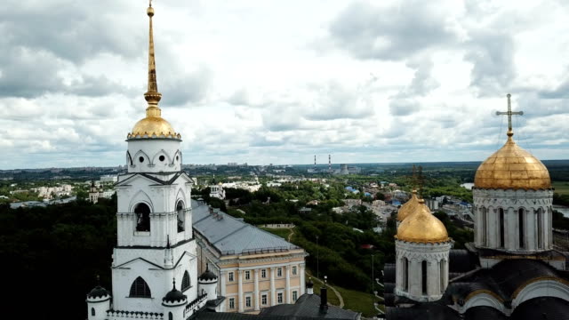 View-of-Dormition-Cathedral-on-background-with-Vladimir-cityscape