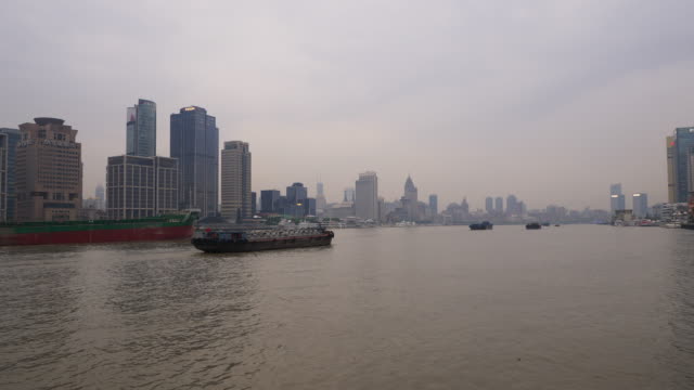 trüben-Abend-shanghai-Stadt-Fluss-Verkehr-Bucht-Panorama-4k-China
