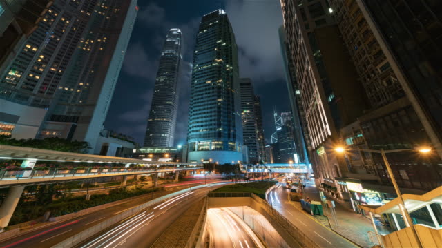 Hong-Kong,-China,-Timelapse---centro-de-la-ciudad-el-tráfico-por-la-noche