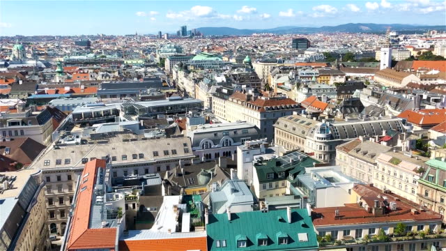 Blick-vom-Stephansdom-über-Stephansplatz-Platz-in-Wien,-Hauptstadt-von-Österreich-an-sonnigen-Tag