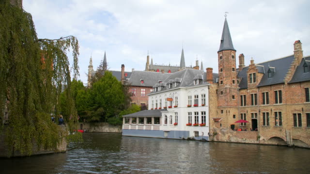 Belgium-Bruges-view-of-the-city