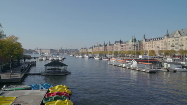 Blick-auf-den-Hafen-Hafen-in-der-Stadt-Stockholm-in-Schweden