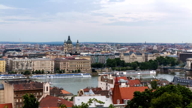 Timelapse,-view-from-above-on-the-Budapest-city,-historical-district-and-Danube-river-in-Hungary