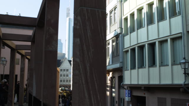 La-gente-y-la-arquitectura-del-casco-antiguo-de-Frankfurt