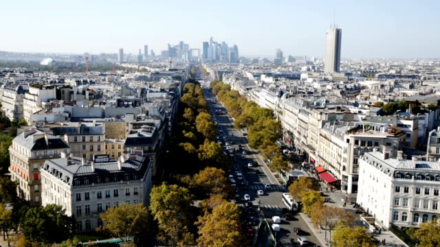 Panoramic-view-of-summer-Paris