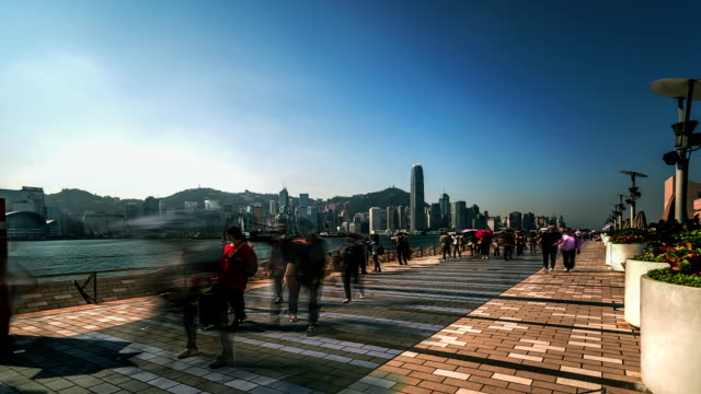 Hong-Kong,-China-Nov---15,-2014:-Vista-a-la-Avenida-de-las-estrellas-de-Kowloon-en-Hong-Kong,-China