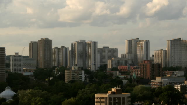 City-Skyline-Sunset-Time-lapse-Pan-1080p
